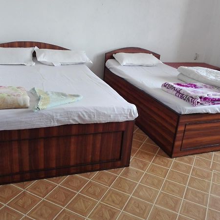 Kayastha Restaurant & Lodge Bandipur Luaran gambar